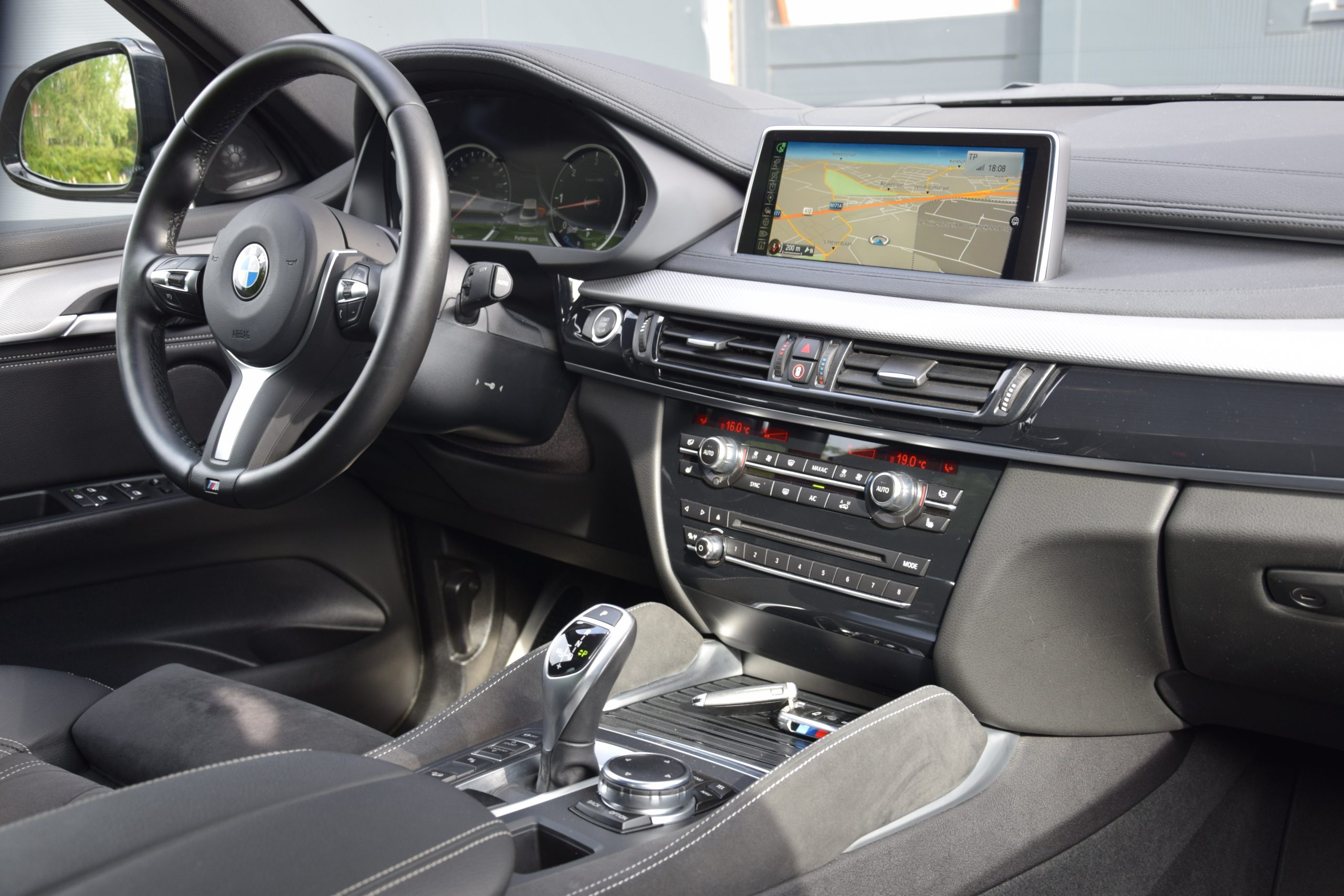 BMW X6 3.0 dAS xDrive30 M-Sportpakket 01/2016