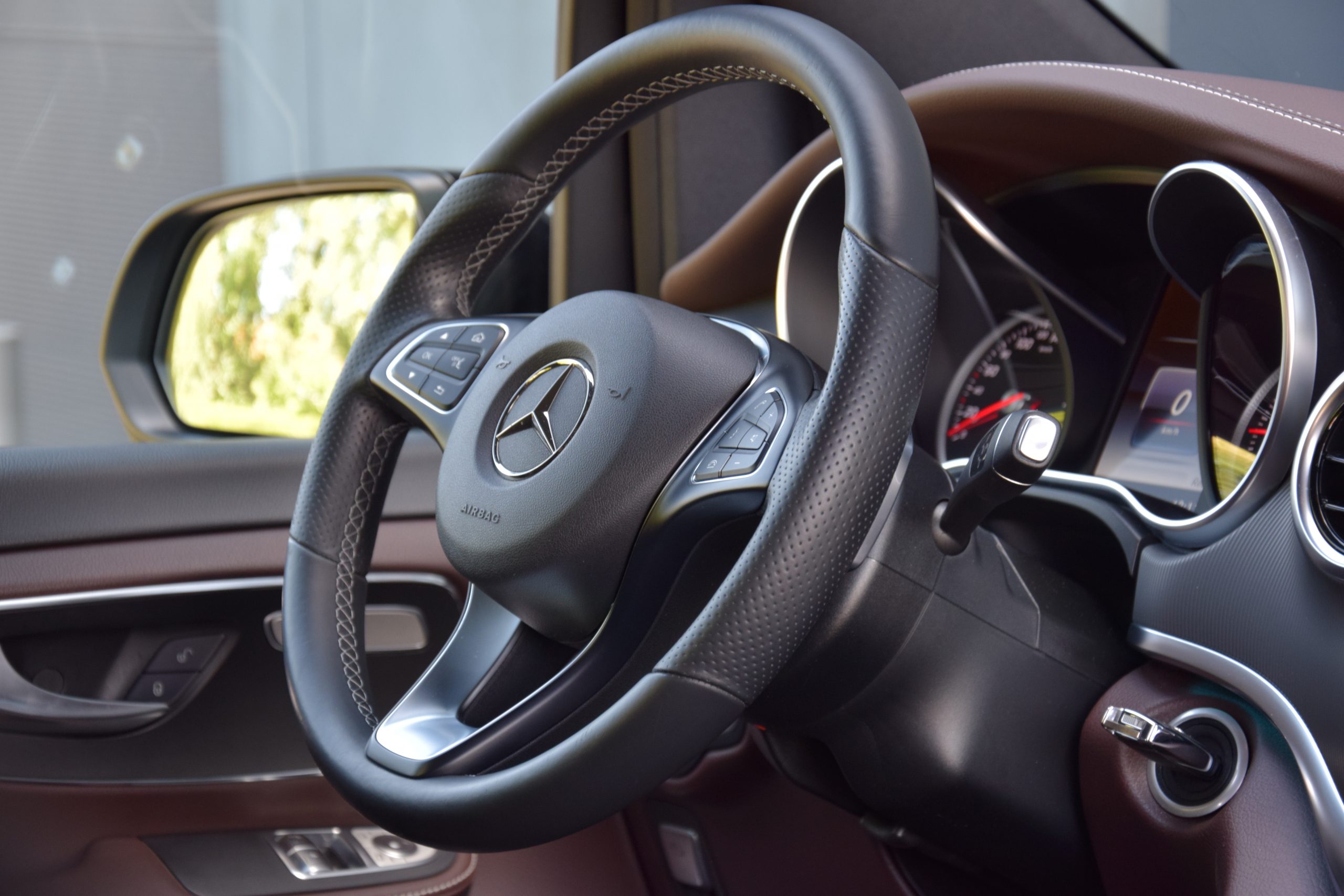 Mercedes-Benz V250d Avantgarde 08/2016 – Full Option – 6PL