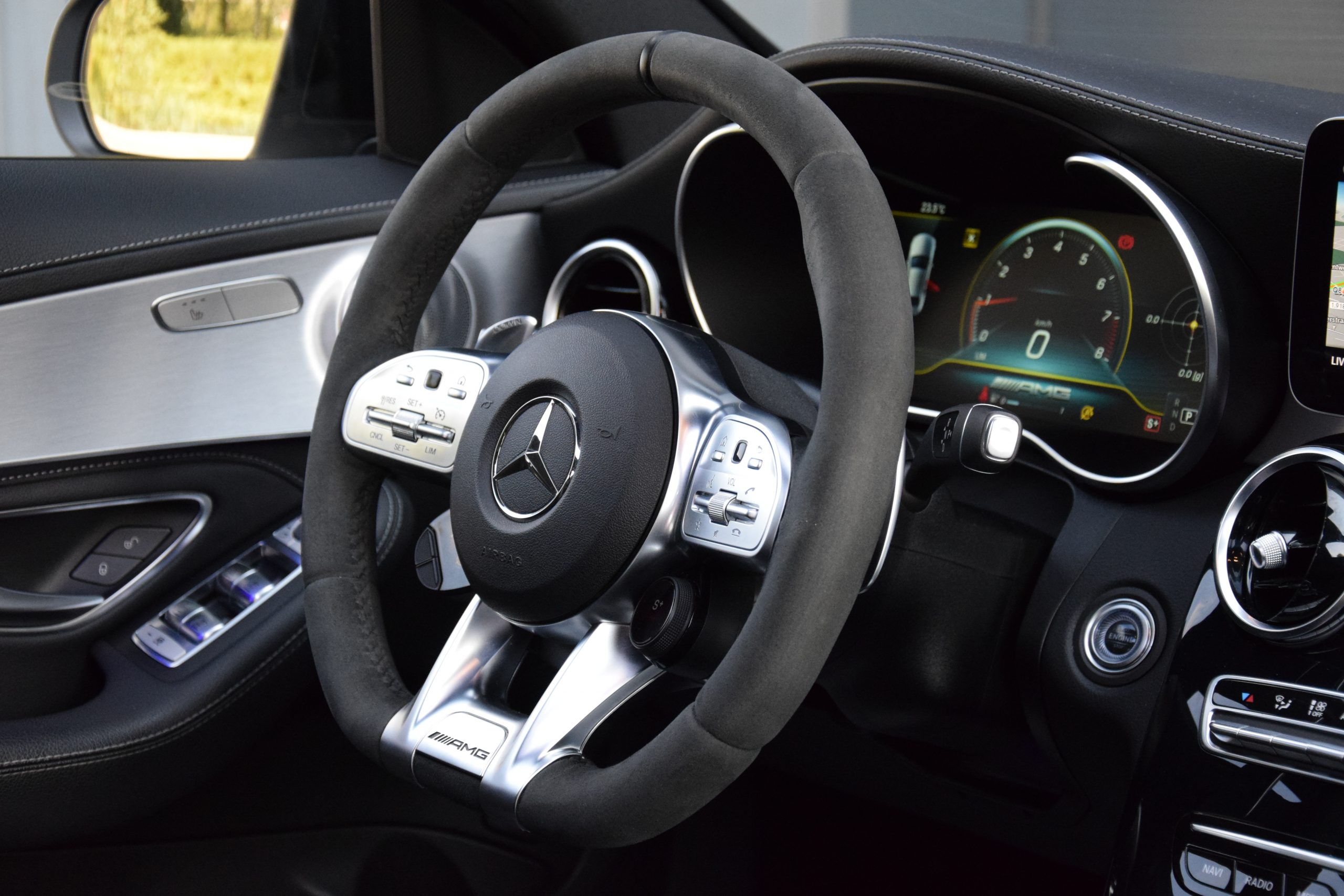 Mercedes-Benz C63 AMG 11/2019 – Frozen Silver – Night Pack!!