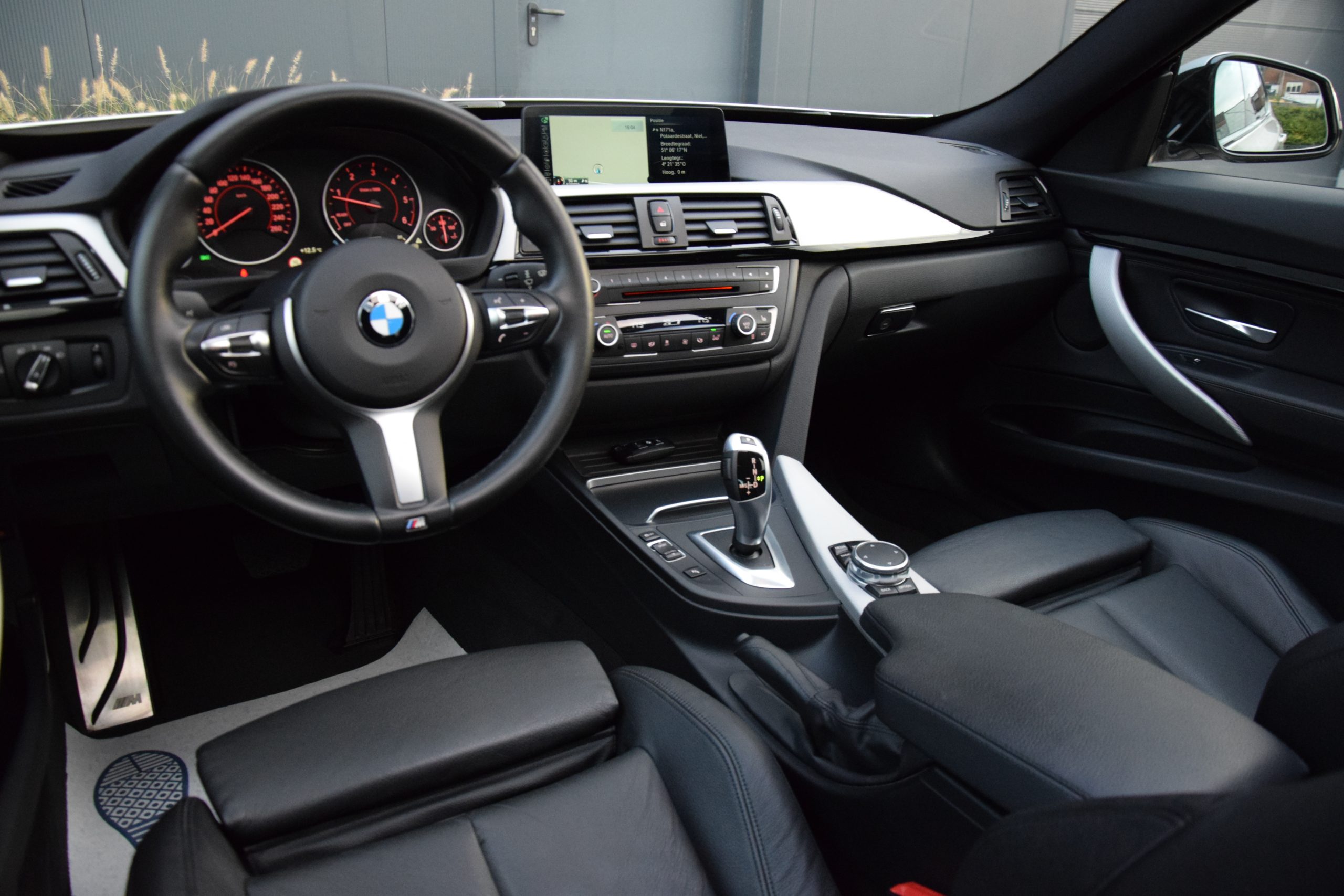 BMW 318dA Gran Turismo M-Sport Night Edition 01/2016