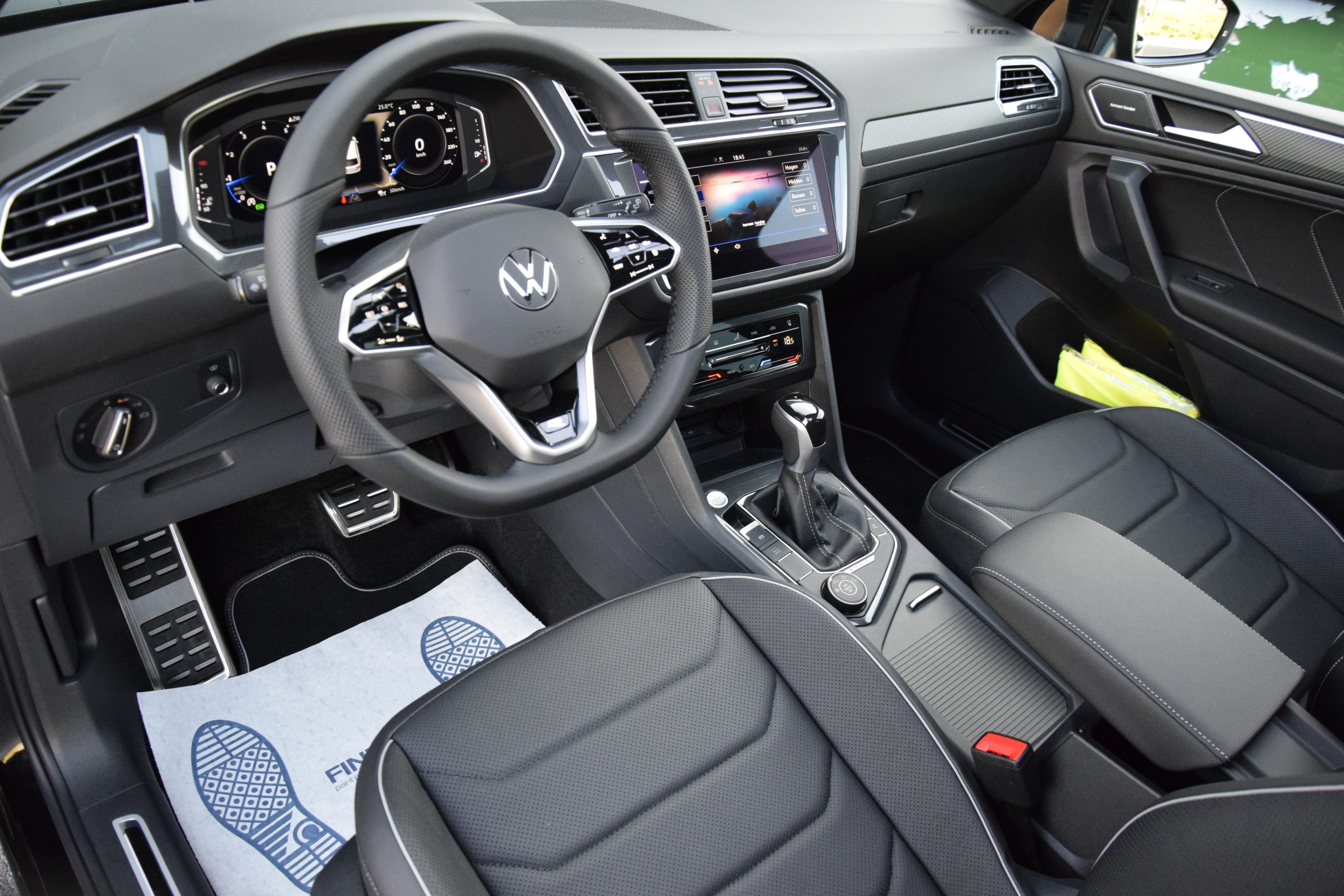 Volkswagen Tiguan Allspace 2.0 TSI 4Motion R-Line 7pl. – NEW – Full Option!!